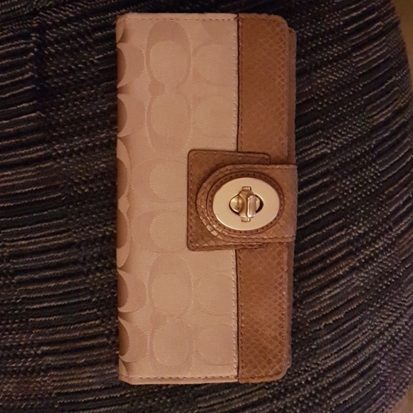 Coach Wallet - Picture 2 of 3